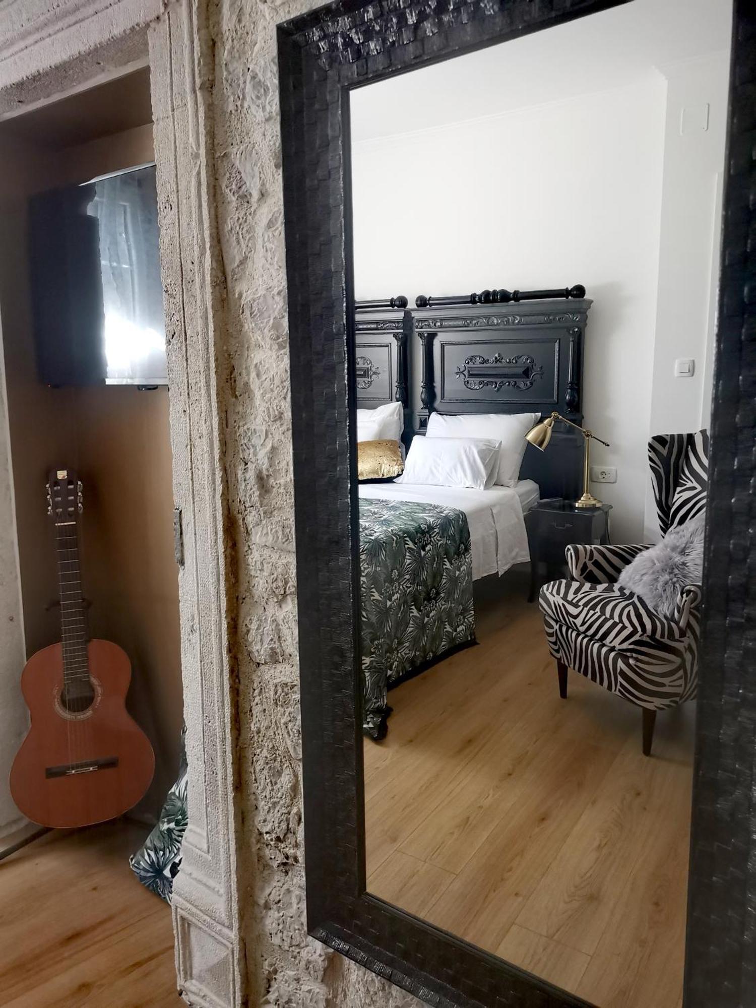 L&L Rooms Royal Шибеник Номер фото