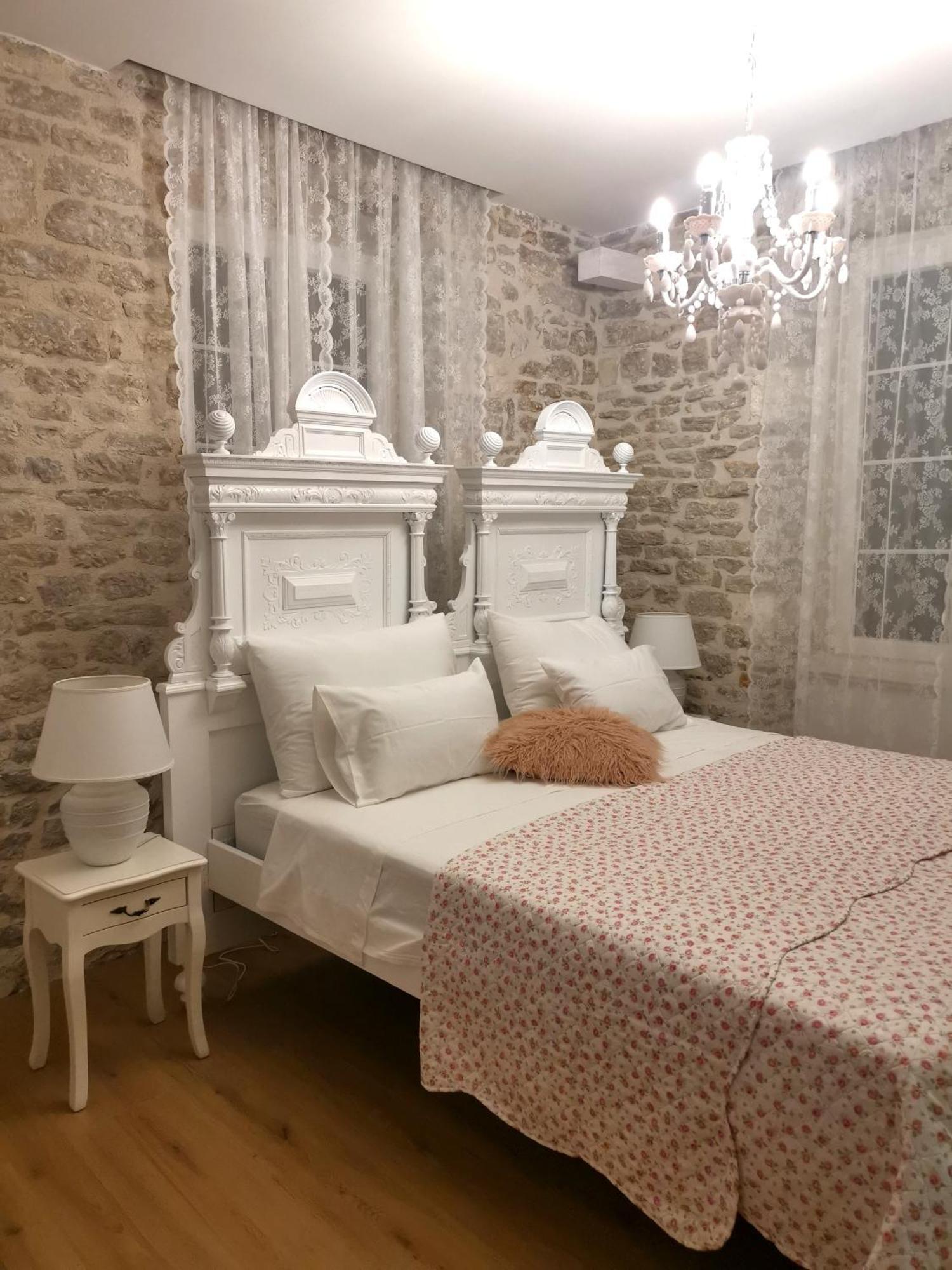 L&L Rooms Royal Шибеник Номер фото